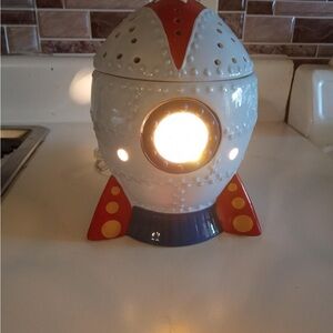 Scentsy White Red Yellow Rocket Wax Warmer RARE